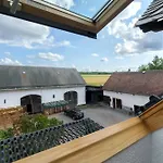 Gutshof Lesch - 2 Lägenhet